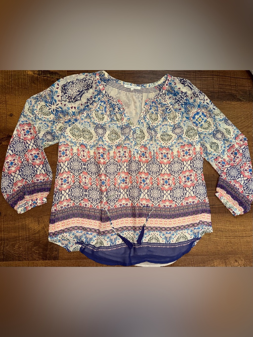 Daniel Rainn Ivory Top with Pink and Blue Medallion Print XL